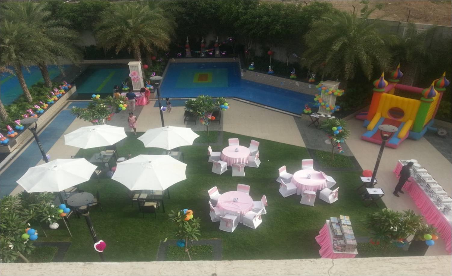 V Retreat Gurgaon Hotel Exterior foto